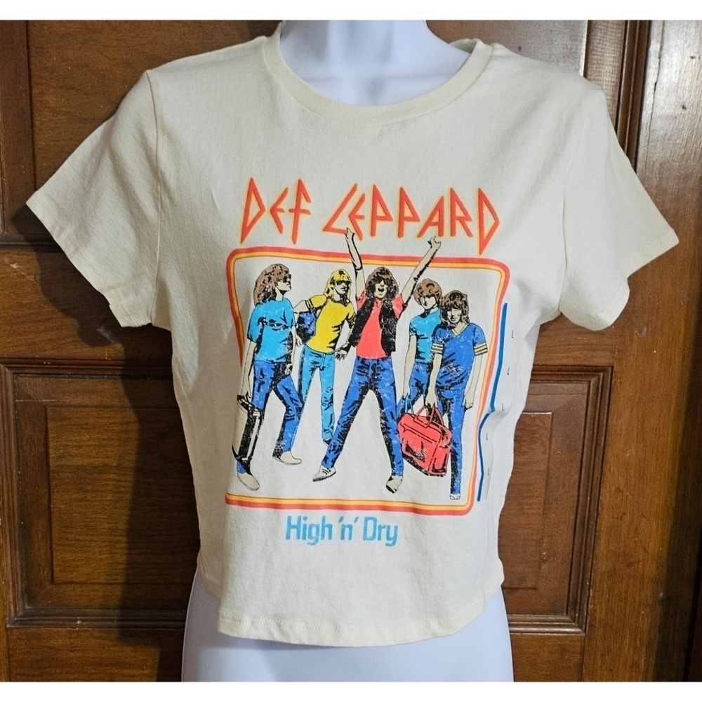 Def Leppard Crop Top - Picture 4 of 14